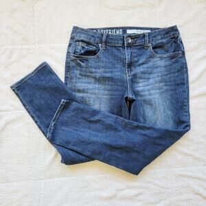 DKNY Soho High Rise Straight Leg Crop Girlfriend Jeans